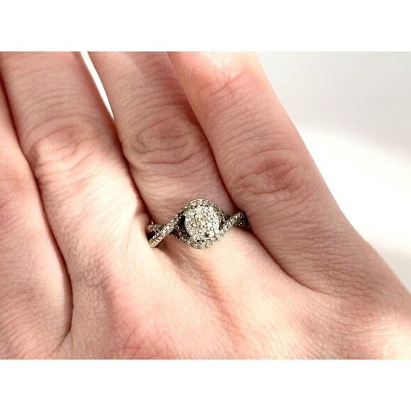 Crossover Cluster Cubic Zirconia Gemstone Vintage Sterling Silver Ring - sz 6.5 - Picture 7 of 10